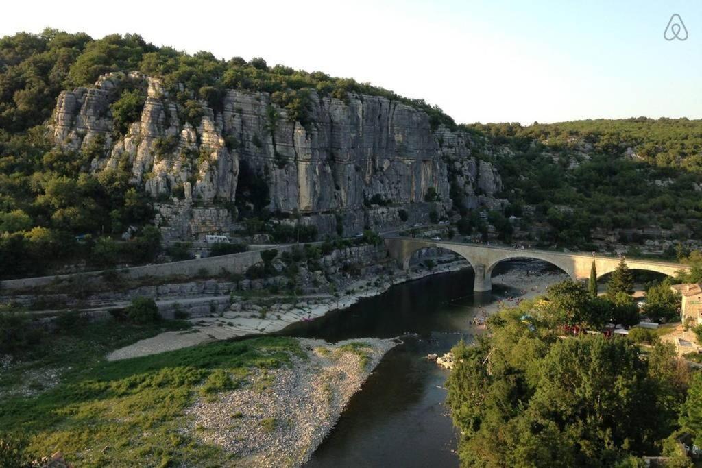 Les Oliviers Gite Grand Confort Au Calme Classe 3 Etoiles Balazuc Dış mekan fotoğraf